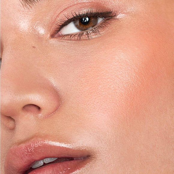 Blush “Magic Hour” - Picture 3 of 4